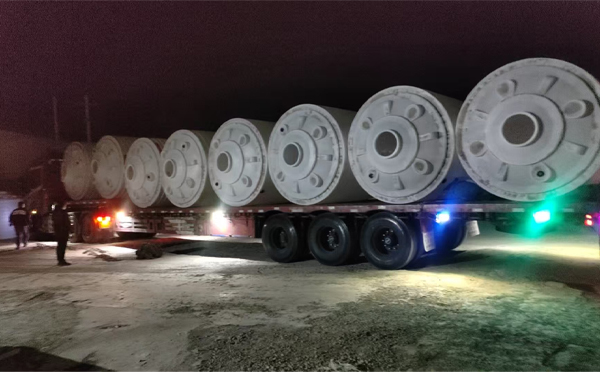 金塔锥底桶交付现场