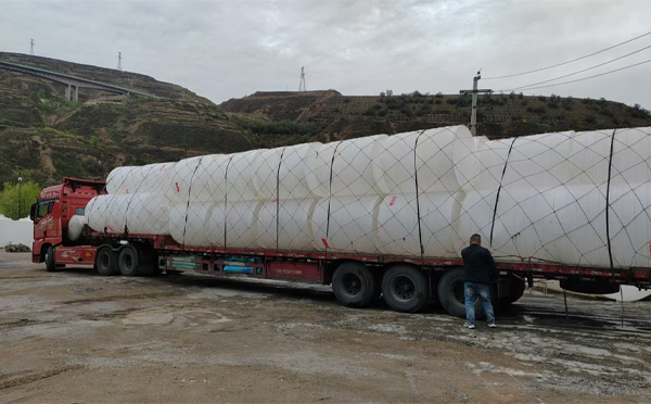 金塔PE吨桶交付中